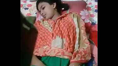 Bengali cute wife pussy shows (www.Desixvdo.Com)