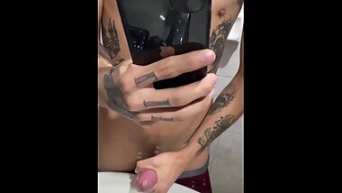 A Quick and Good Cumshot before taking a Shower