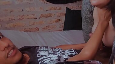 Me Chupan La Pollla En Plena Partida De Free Fire| PORNO EN ESPAÑOL